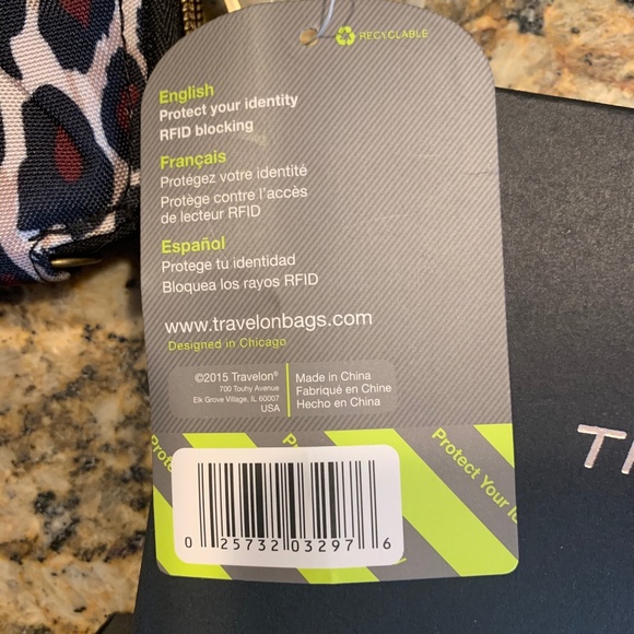 Travelon Bags Rfid Blocking Single Zip Wallet Poshmark